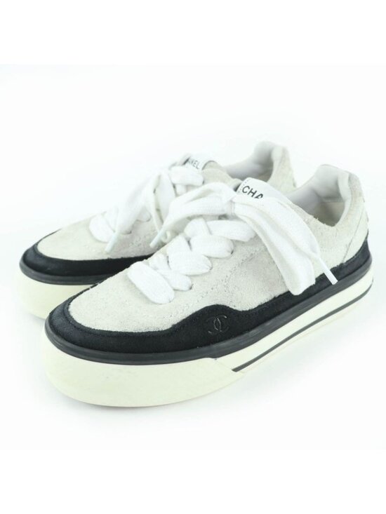 Chanel Shoes - Chanel Coco Mark Lace Up Suede Leather Low-cut Sneakers White